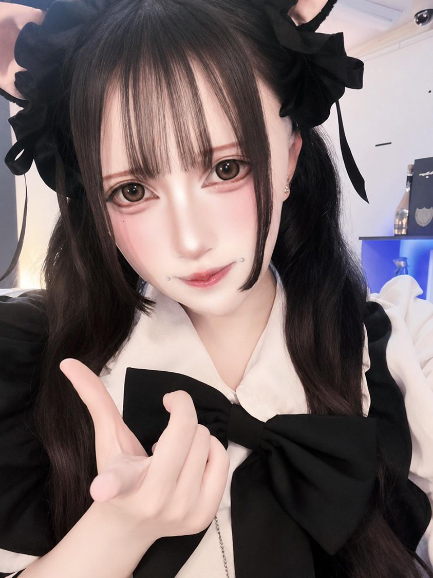 キャスト